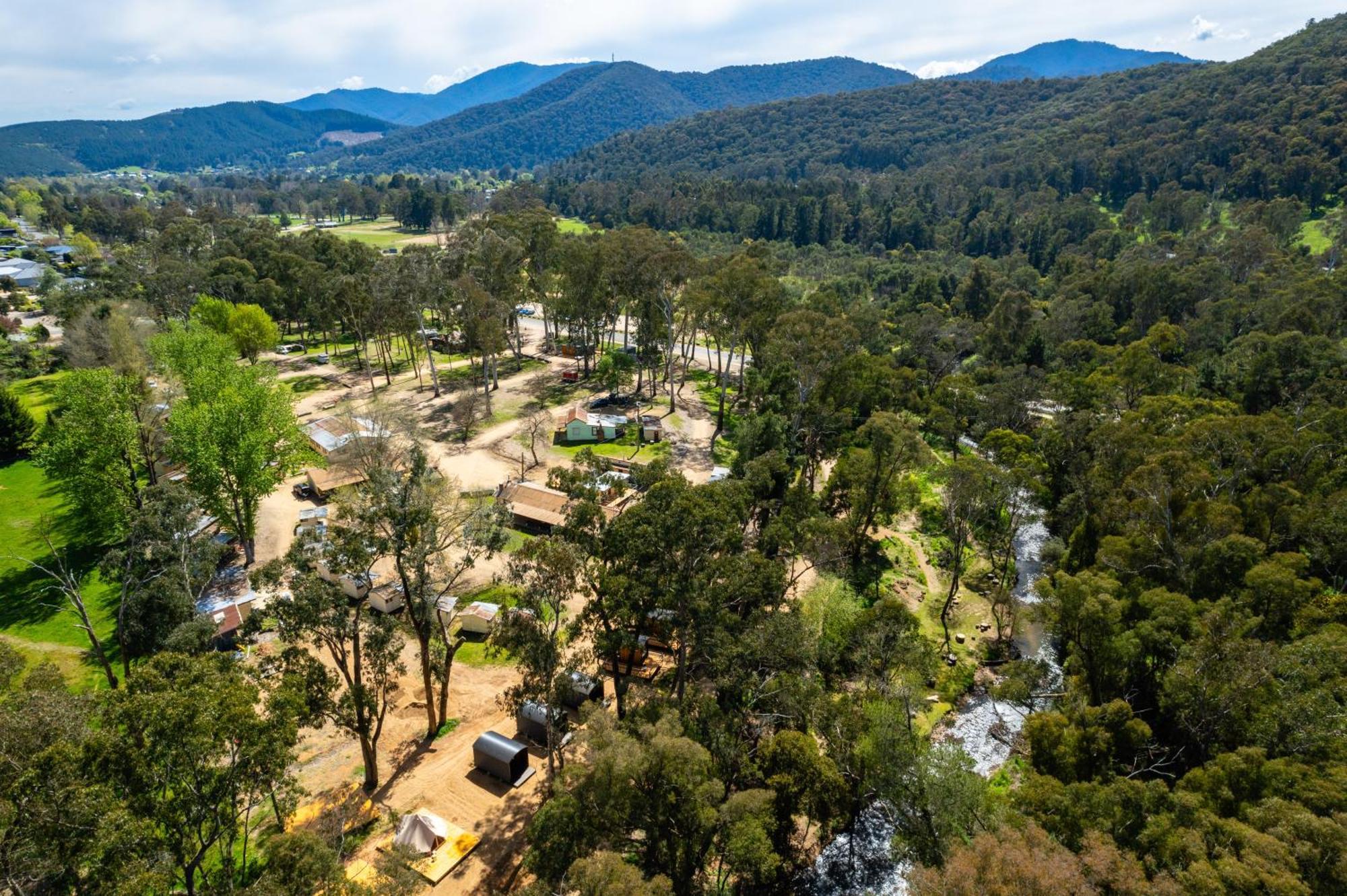 Bright Cabin Park Bagian luar foto