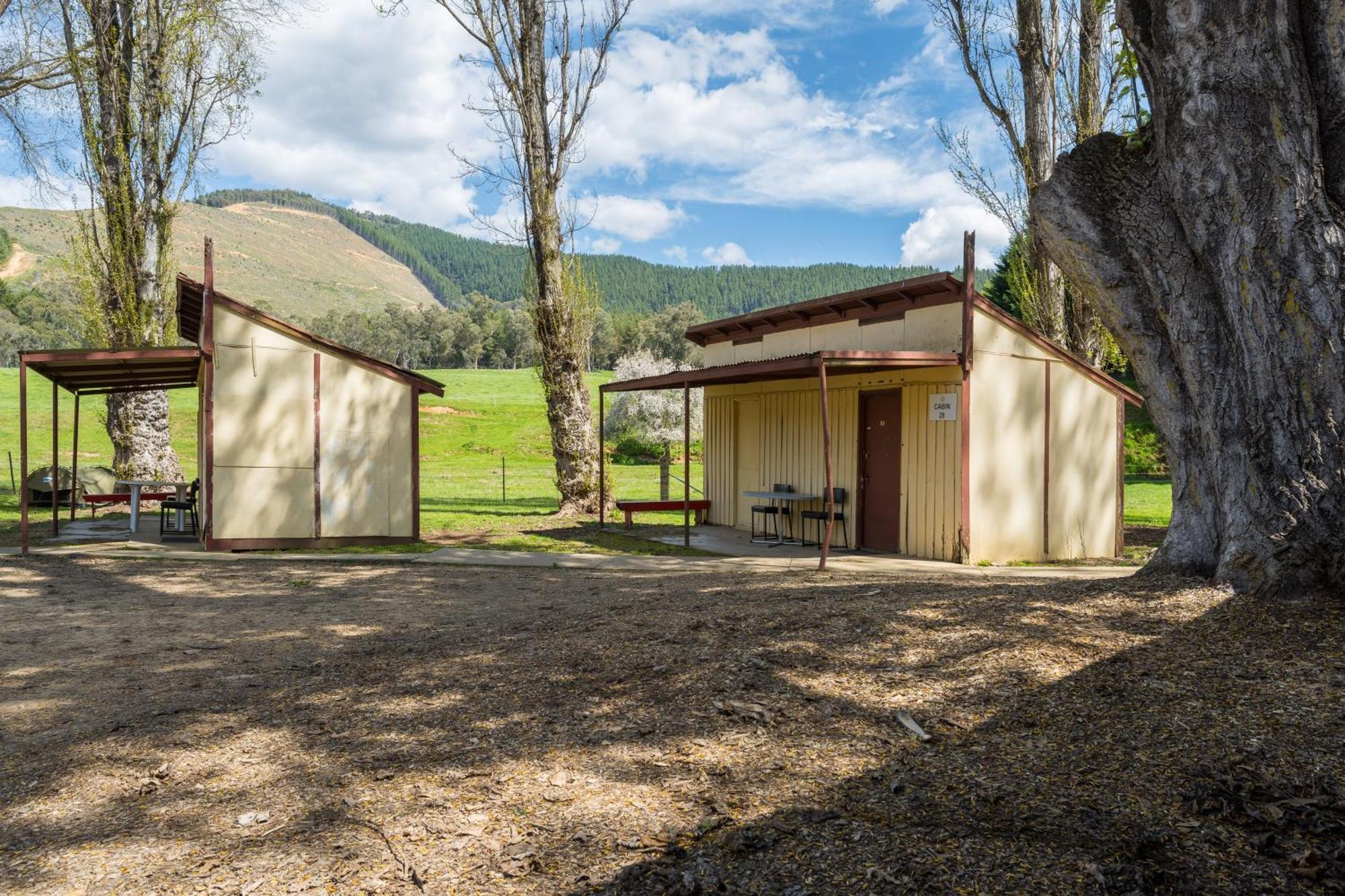 Bright Cabin Park Bagian luar foto